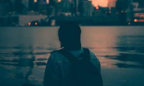 癌症病人痰中带血是怎么回事-肺癌咳白痰是怎么回事、肺癌咳嗽白色粘痰 -癌症病人咳白痰网